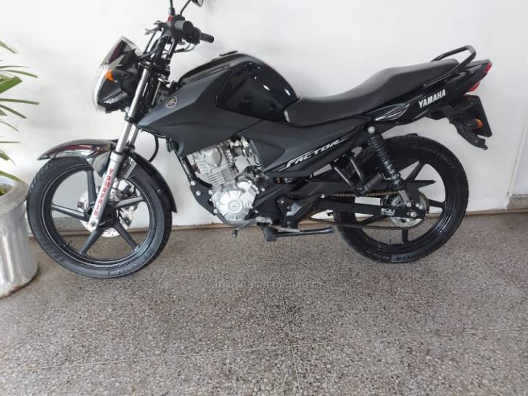 YAMAHA - FACTOR YBR - 2019/2020 - Preta - R$ 12.900,00